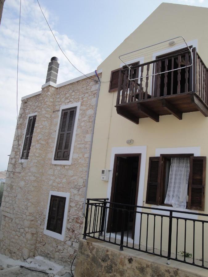 Villa Chrysodimi - B&B