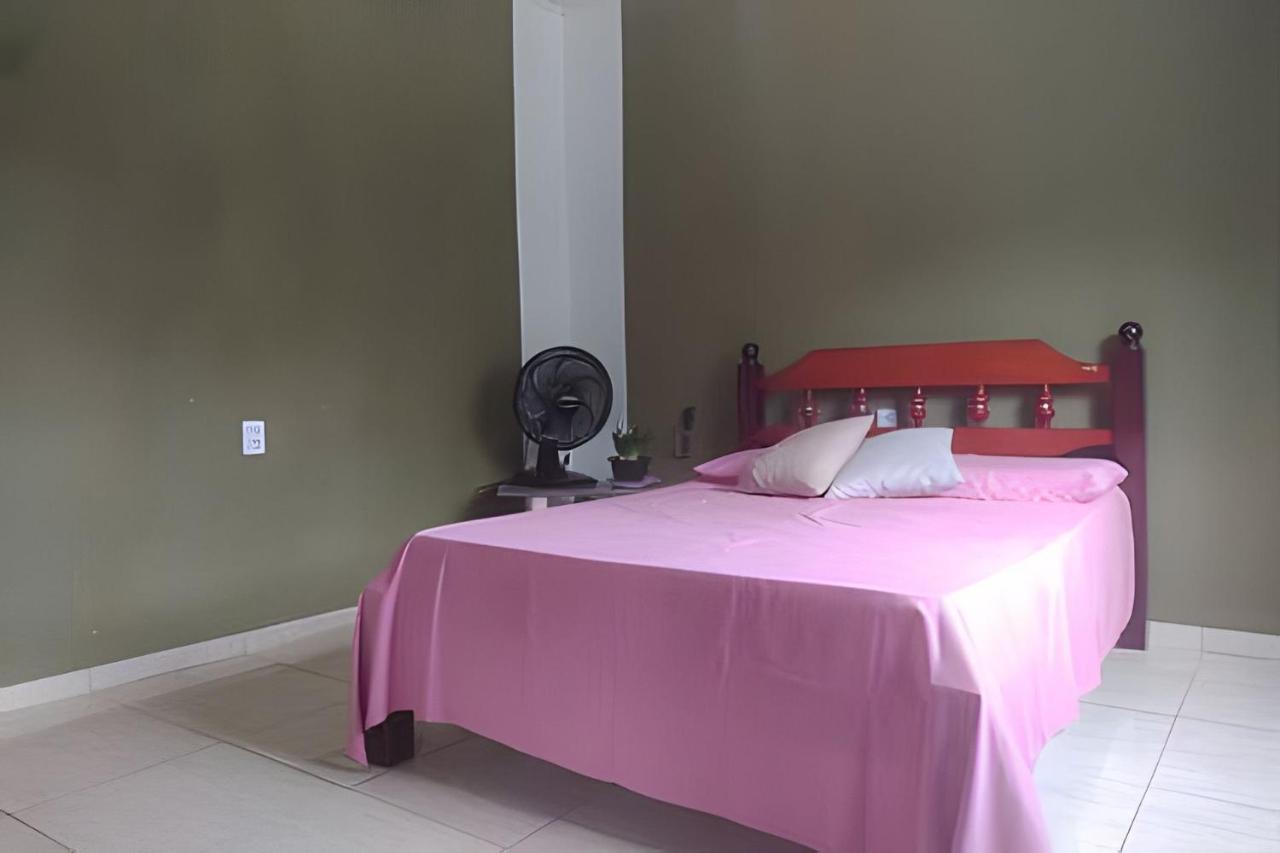 B&B Brasilia - Apto baixo custo beneficio. - Bed and Breakfast Brasilia