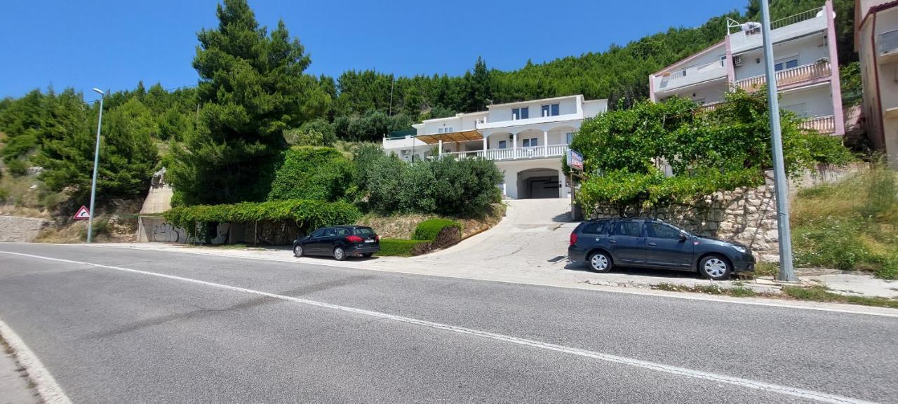 Apartments Dana - Chambres d’hôtes
