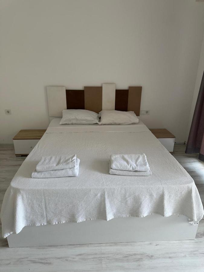 Bahceli LÜX villa - B&B