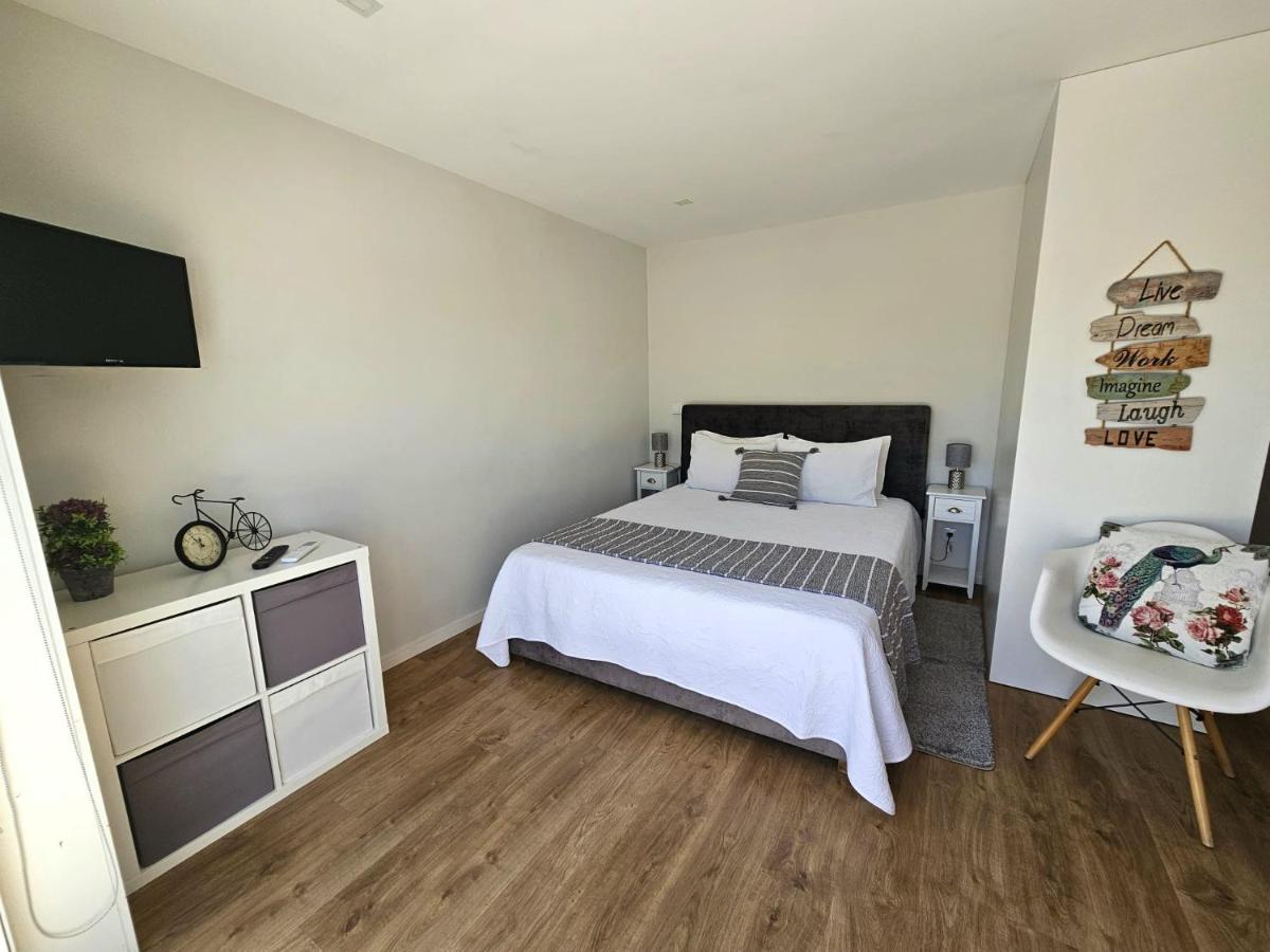 Apartment mit Balkon