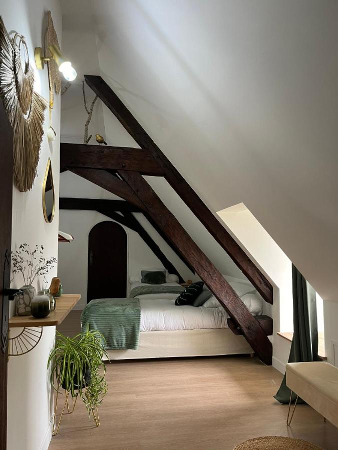 Habitación Familiar con vistas al jardín