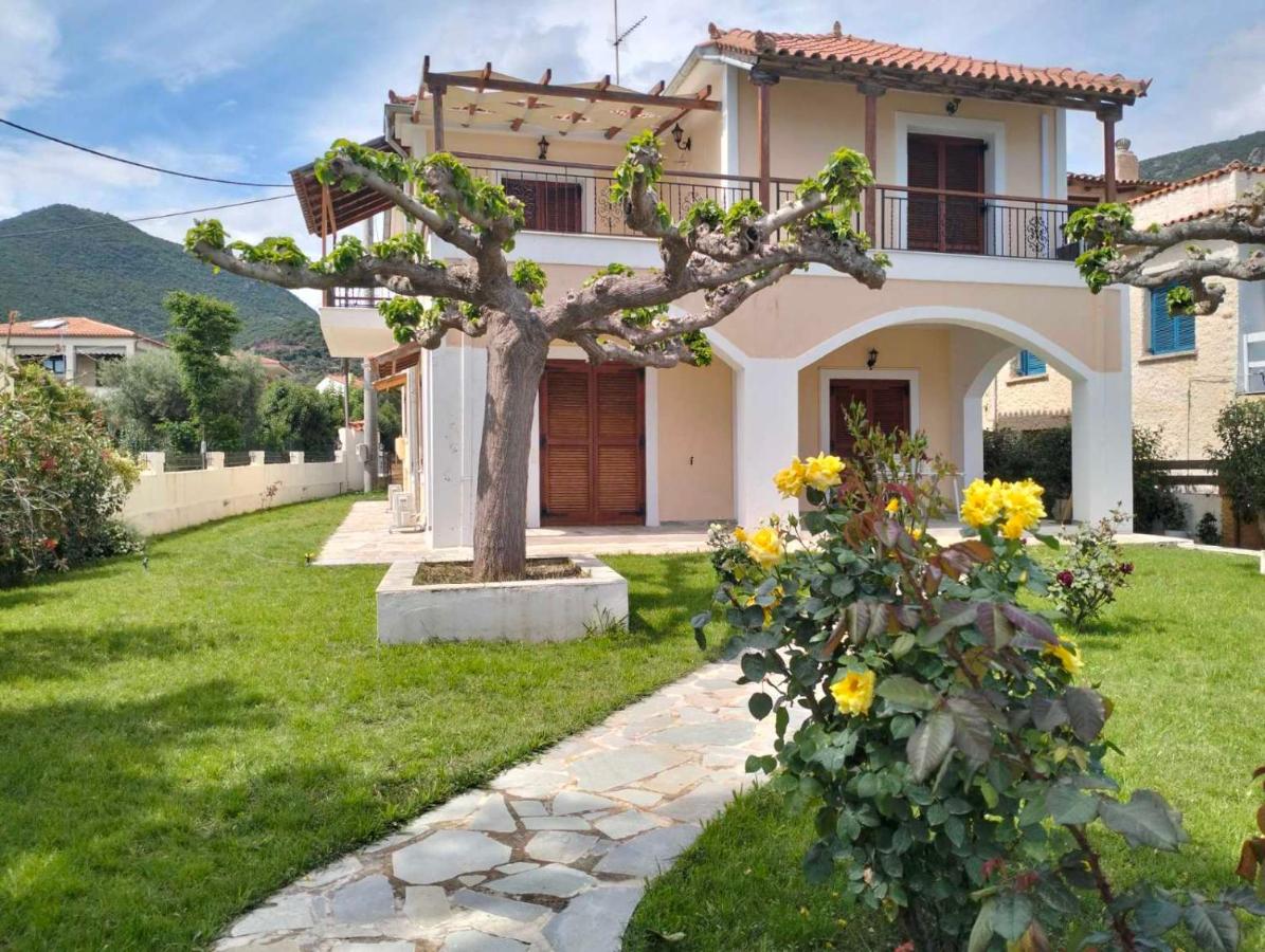 Tas Millstone Seaside House - Ferienwohnung Marathiás