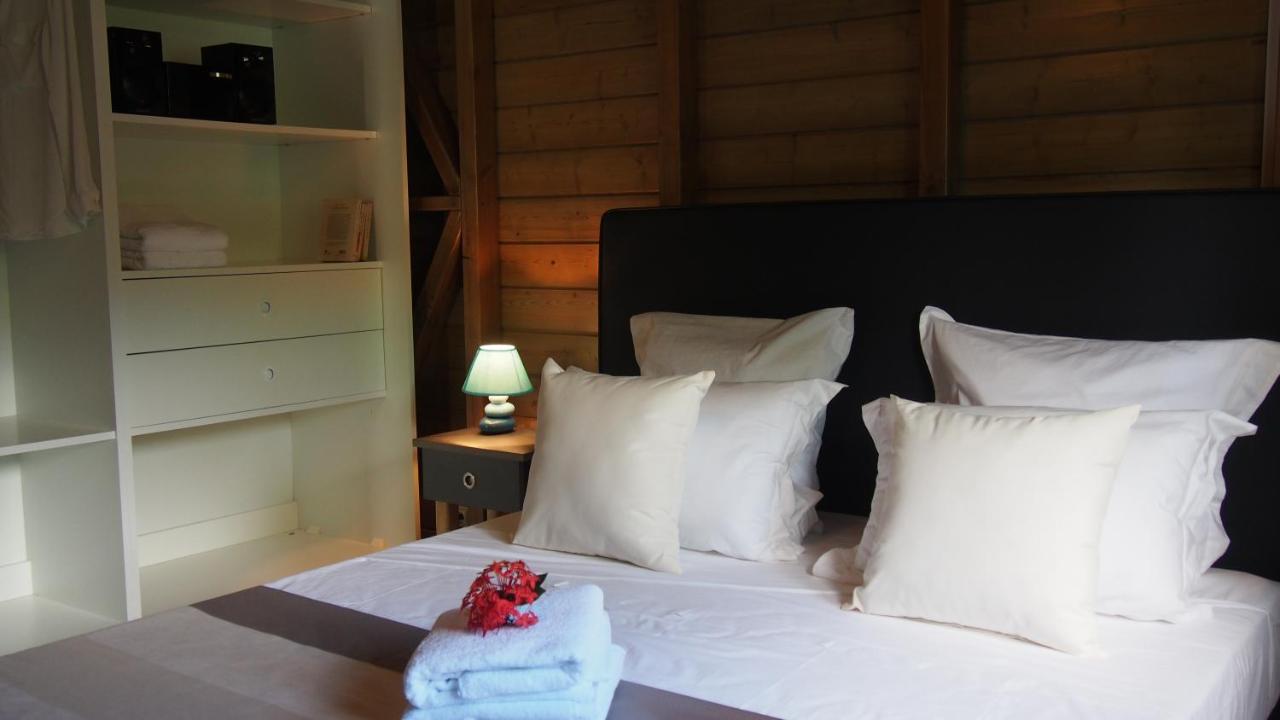 Avocat Three-Bedroom House