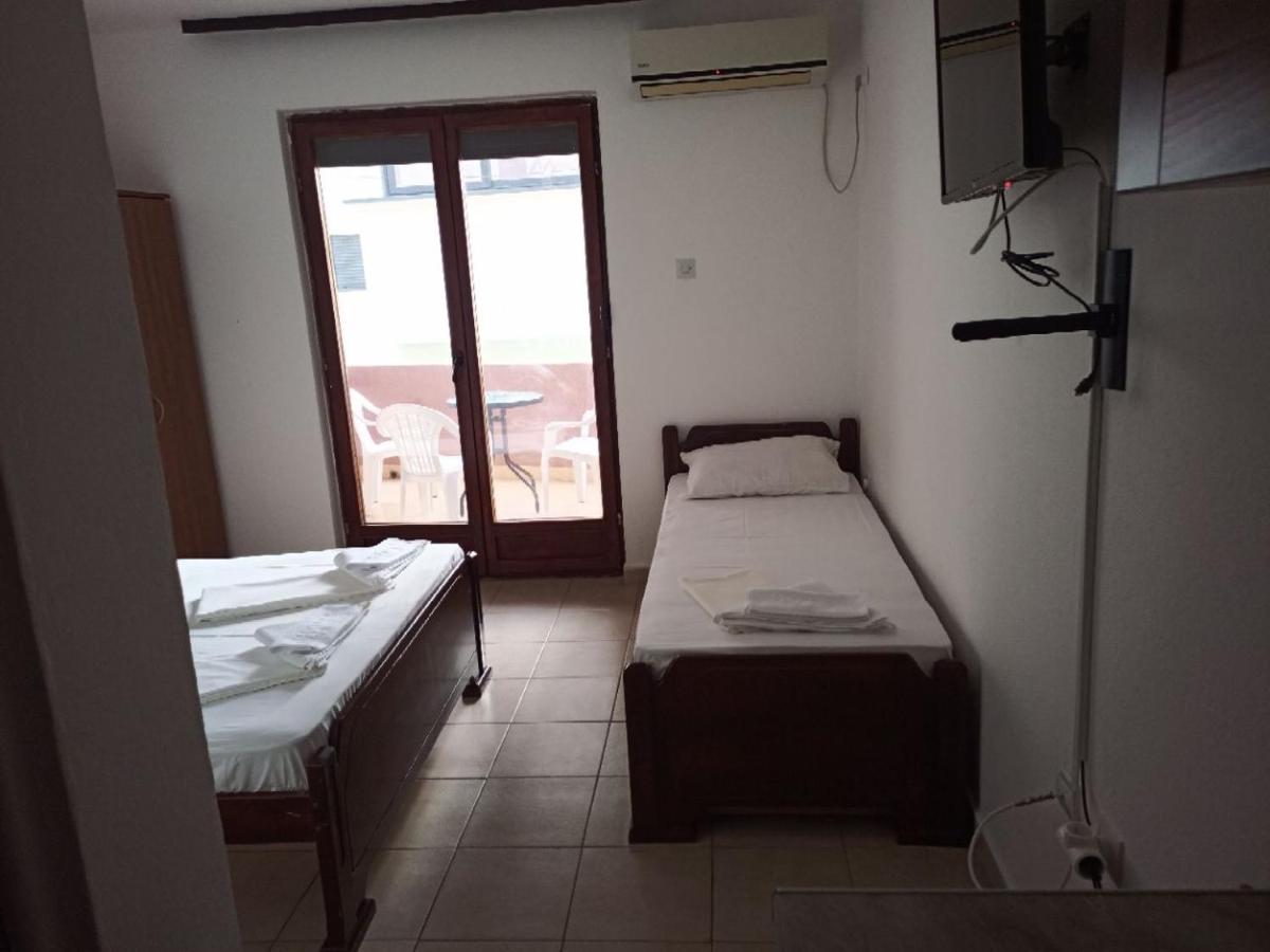 Triple Room with Terrace
