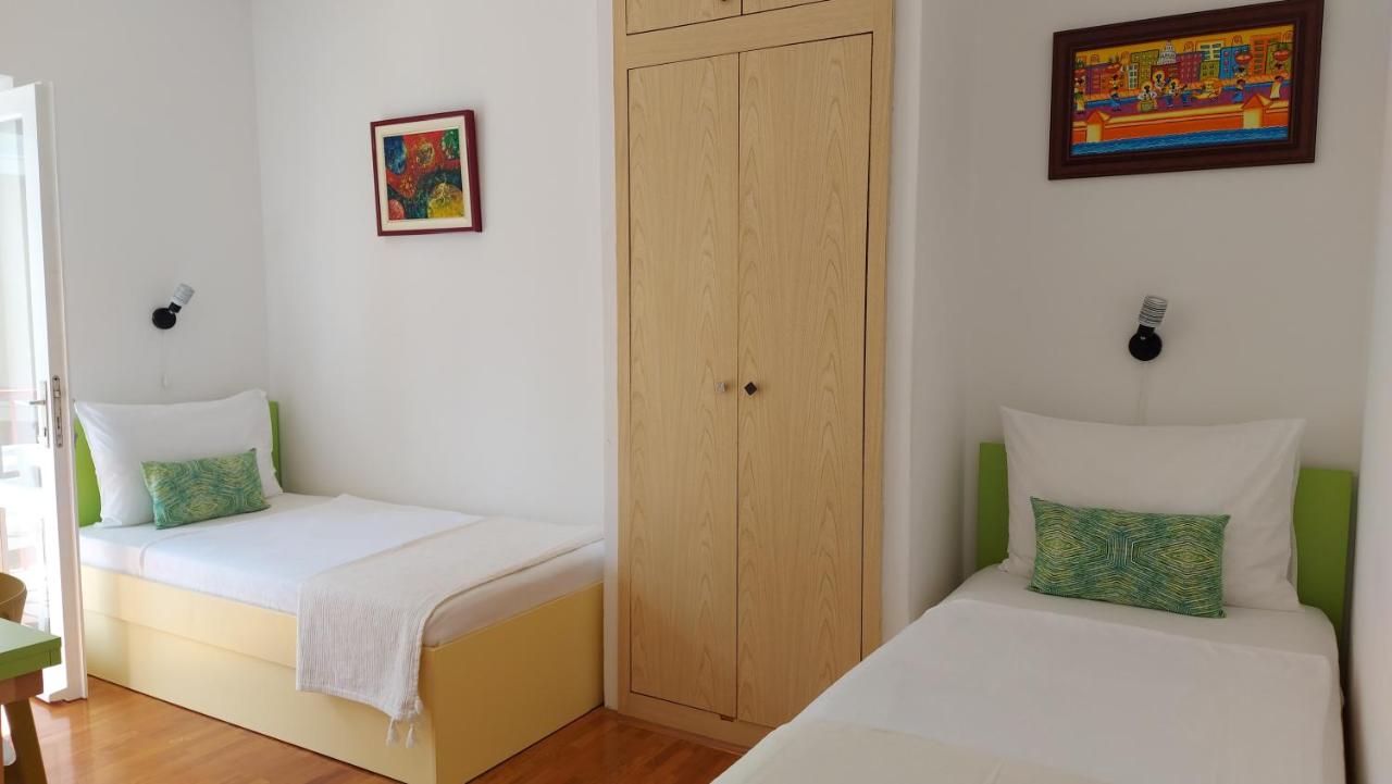 Zweibettzimmer mit eigenem Bad