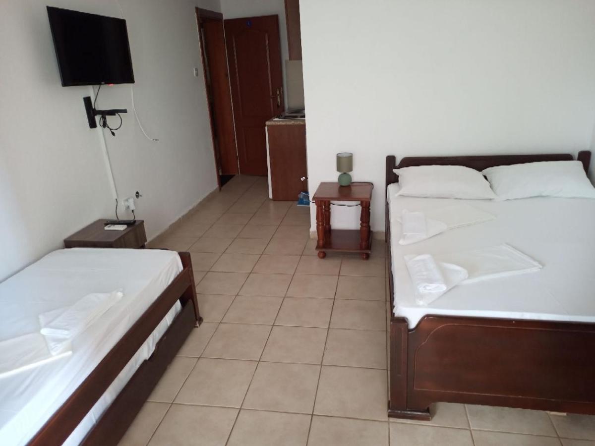 Quadruple Room with Terrace