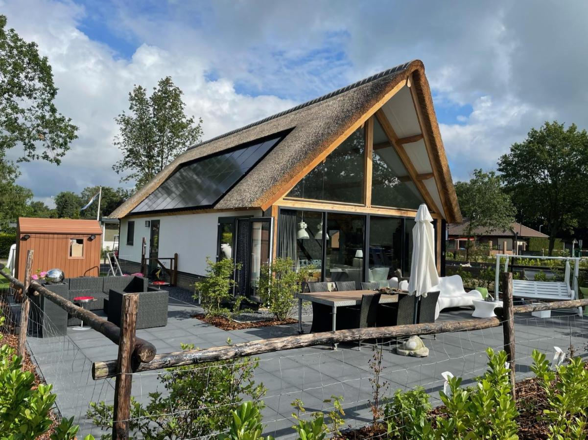Luxury holiday Thatched House In Baarle-Nassau - B&B
