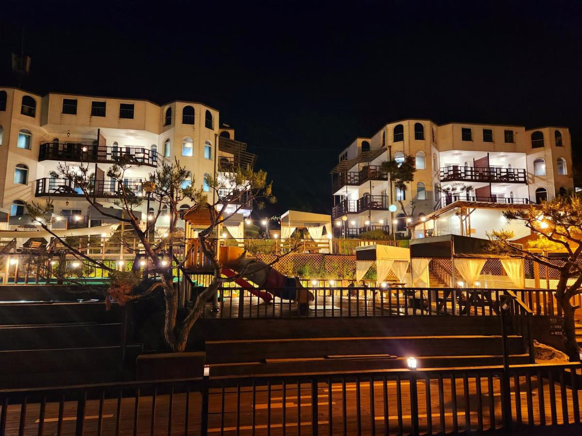 Travely Hotel Gapyeong - B&B Gapyeong County