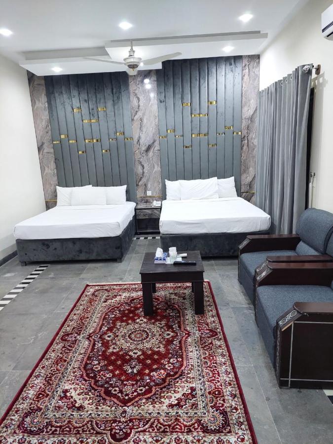 B&B Islamabad - Rose Valet Guest House - Bed and Breakfast Islamabad