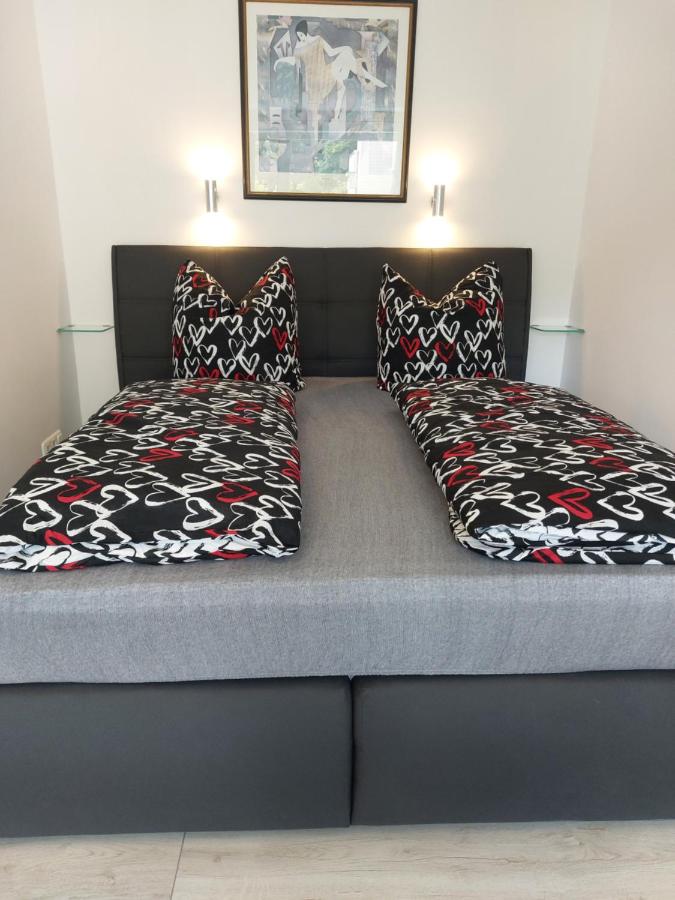 Apartamento de 1 dormitorio con balcón y vistas a la montaña