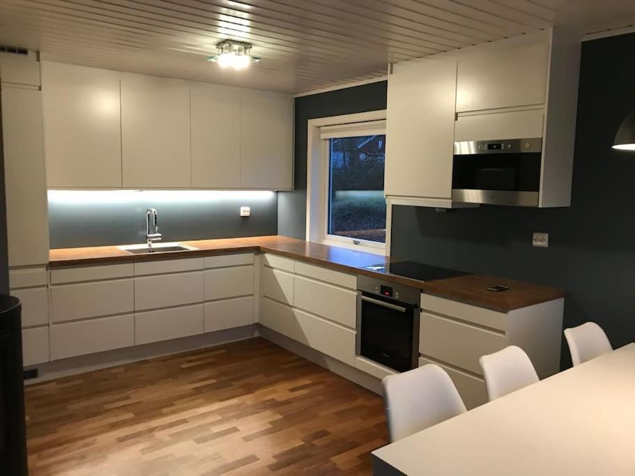 House Kvernveien - Ferienwohnung Kristiansand