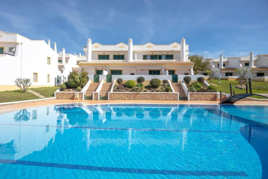 Summer Villa - B&B Albufeira