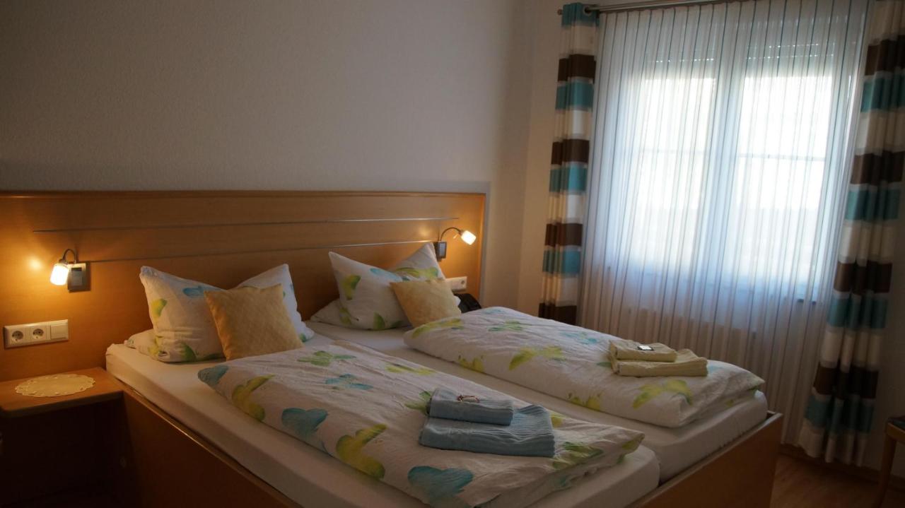 Ferienwohnung am Moselufer - B&B Cochem