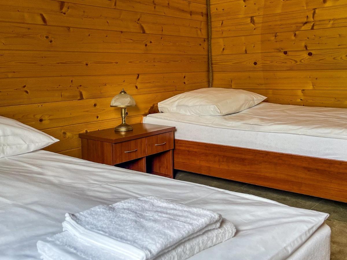 Chambre Lits Jumeaux avec Salle de Bains Privative
