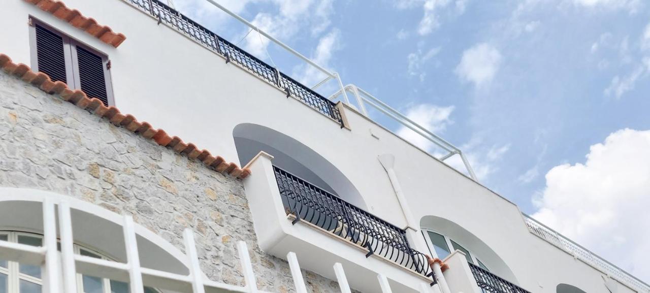 AMORE RENTALS - Casa Gianna - B&B