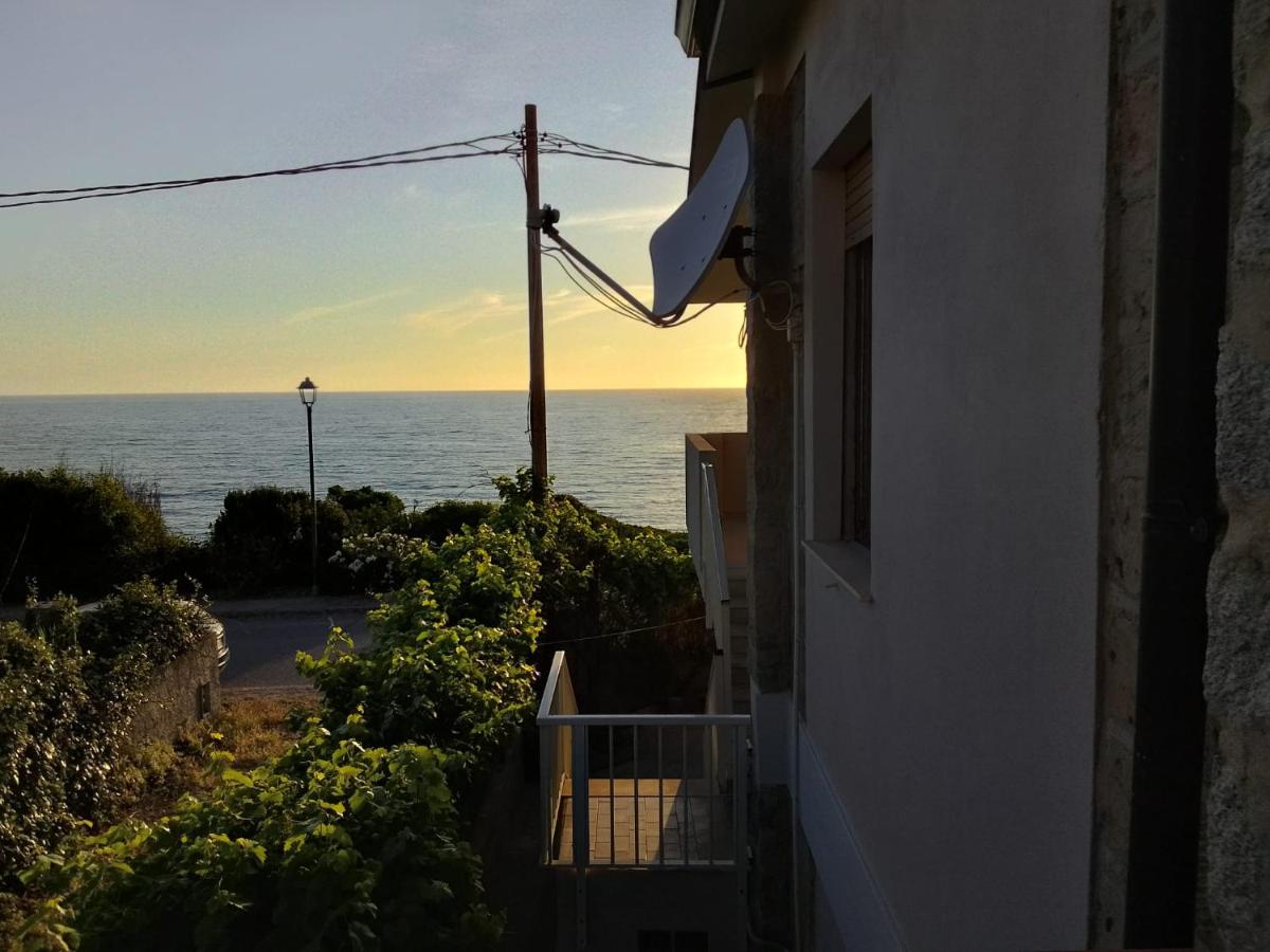 Appartamento Oleandro Bianco Gutturu - B&B