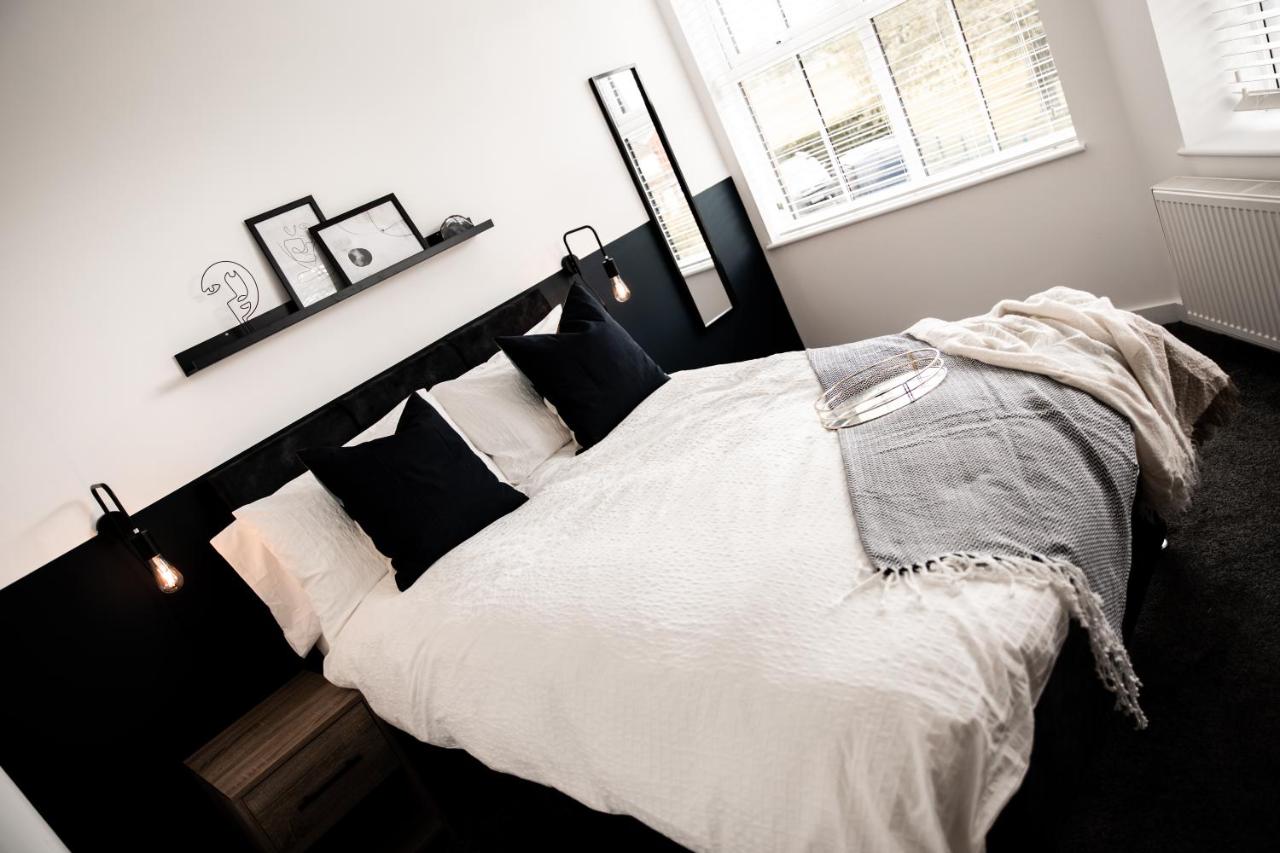 Urban Loft Apartment • 2 Bedroom • Manchester - Ferienwohnung Ashton-under-Lyne
