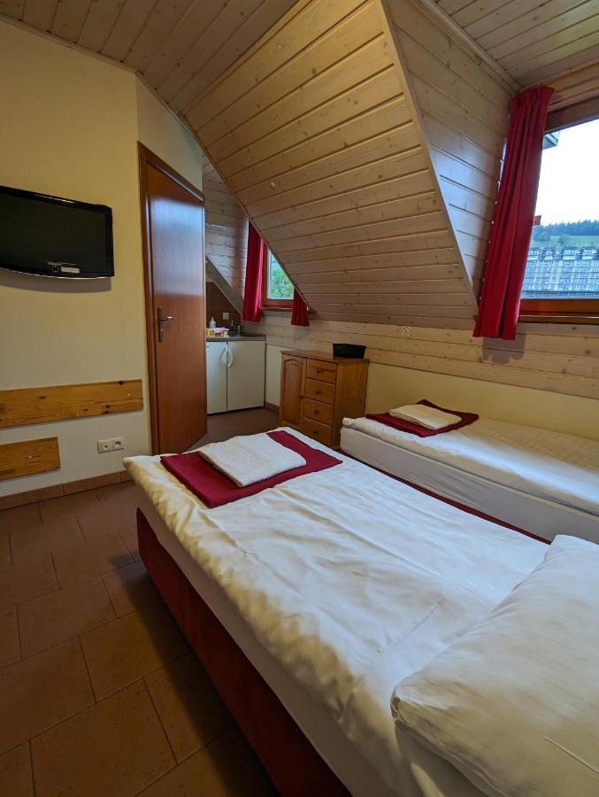 One-Bedroom Standard Apartment