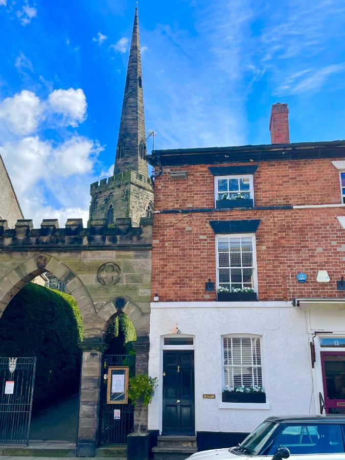 Vivians rooftop apartments - Ferienwohnung Castle Donington