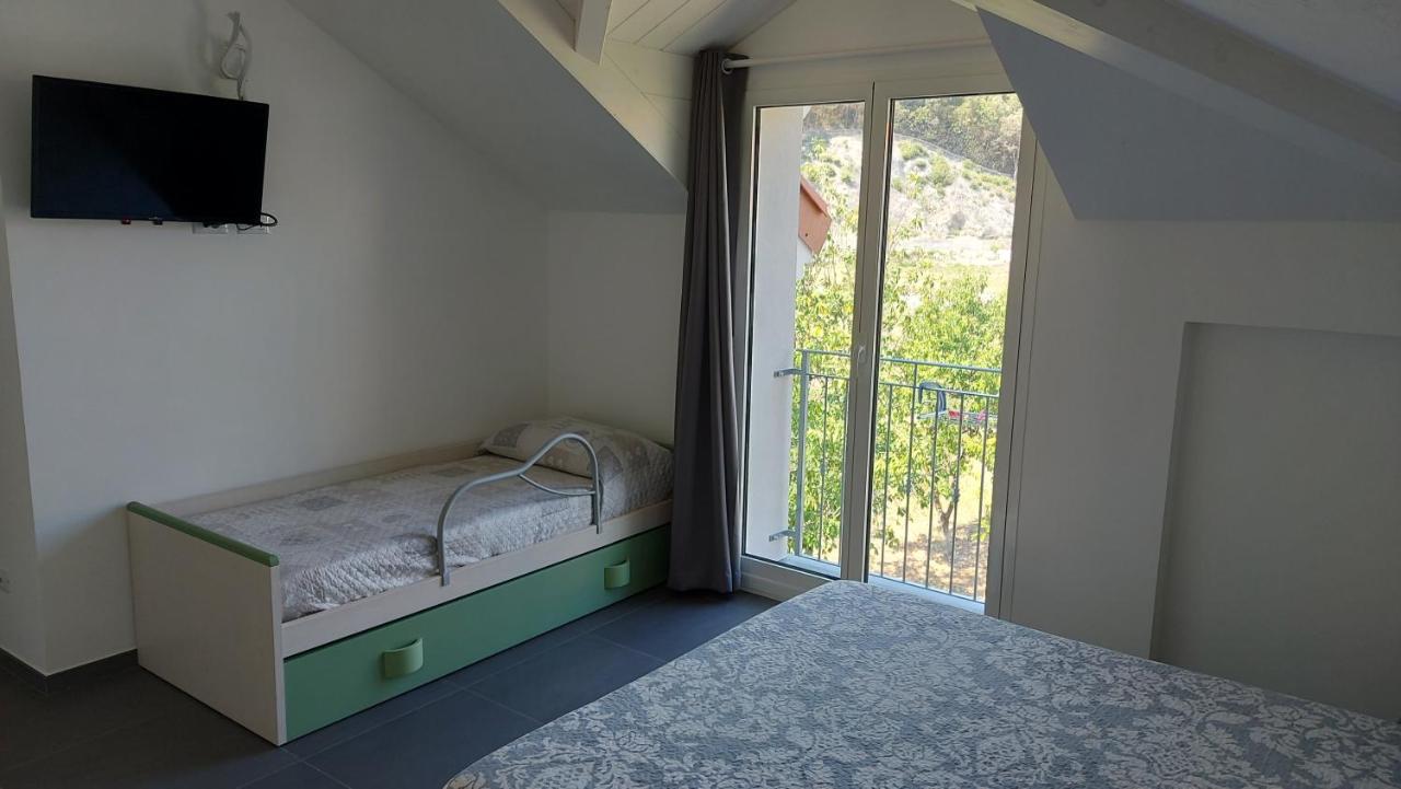 Double Room with Private External Bathroom