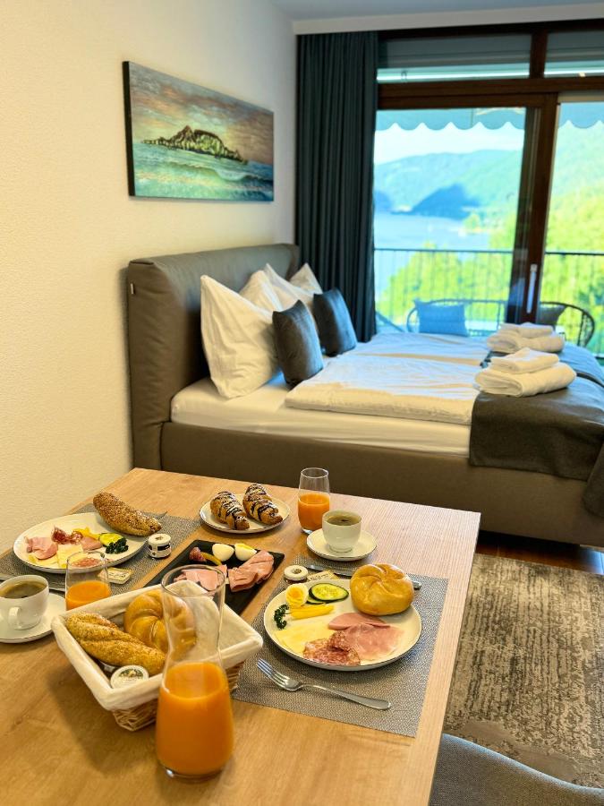 Apartment am Ossiacher See mit Seeblick - Bed and Breakfast