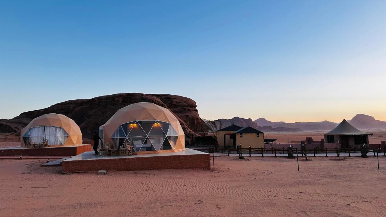 B&B Ramm - wadi rum fox road camp & jeep tour - Bed and Breakfast Ramm