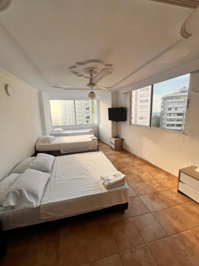 Appartamento con 3 Camere da Letto e Vista Mare