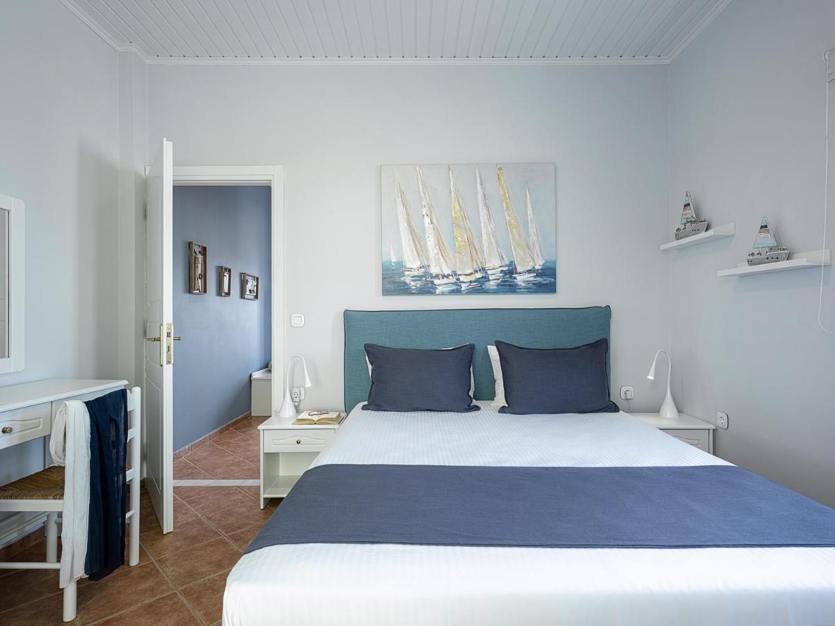 Appartement 1 Chambre - Vue Latérale sur Mer (2 Adultes + 2 Enfants)