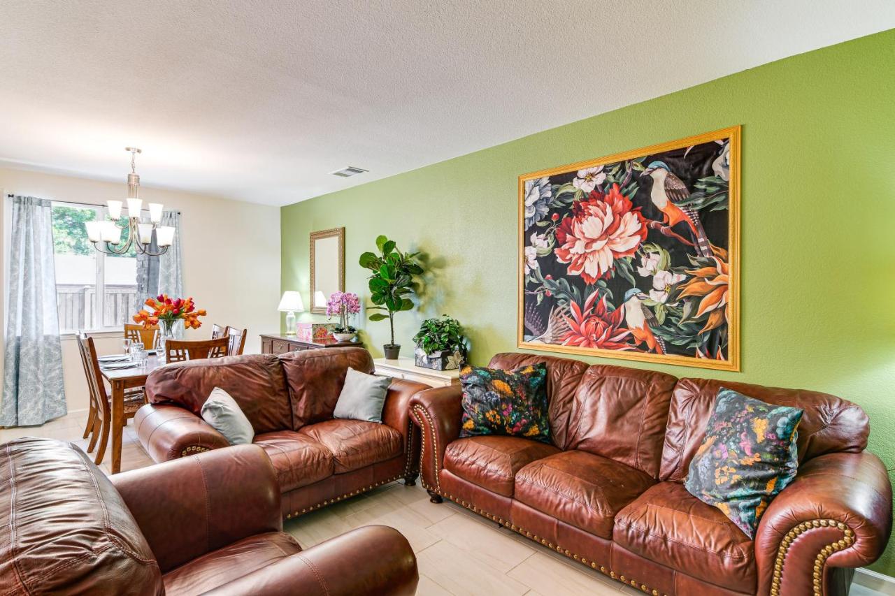 16 Mi to Lake Tahoe Carson City Townhome - B&B