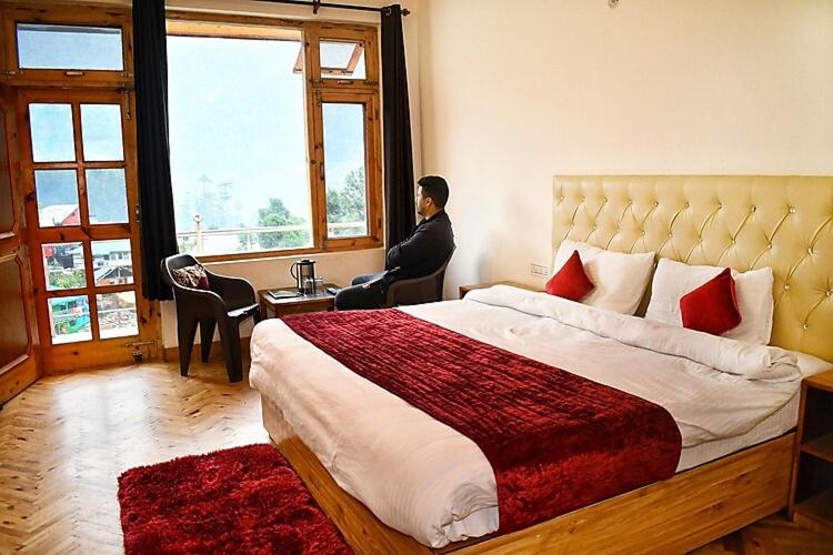 B&B Manali - The Nirvana by Boho Stays near Hadimba Temple - Bed and Breakfast Manali