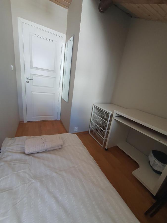 Economy Single Room
