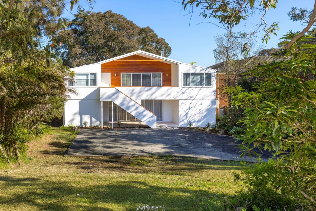 Carramar - Fireplace - Absolute Waterfront - B&B Culburra Beach