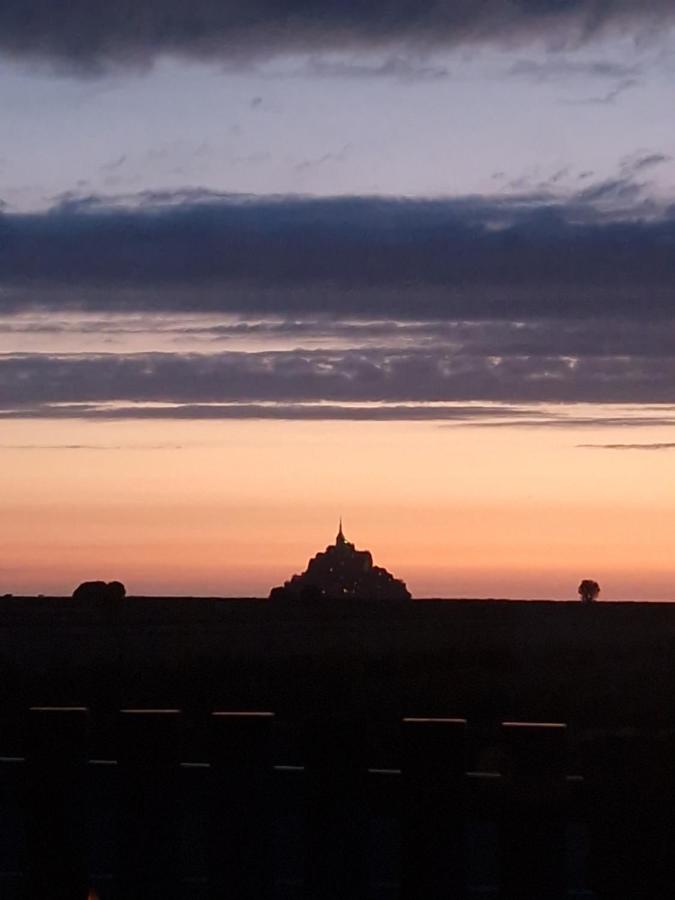 B&B Huisnes-sur-Mer - Vue sur le Mont St Michel, Grand confort et bien équipé - Bed and Breakfast Huisnes-sur-Mer