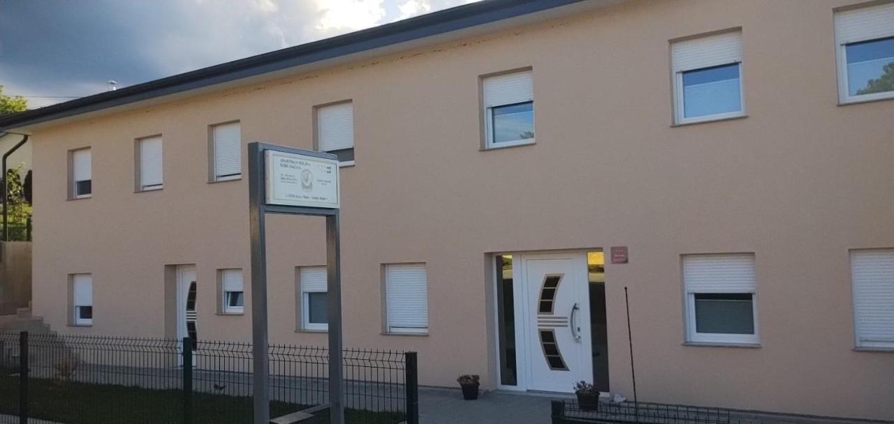 Apartman Dolina - B&B