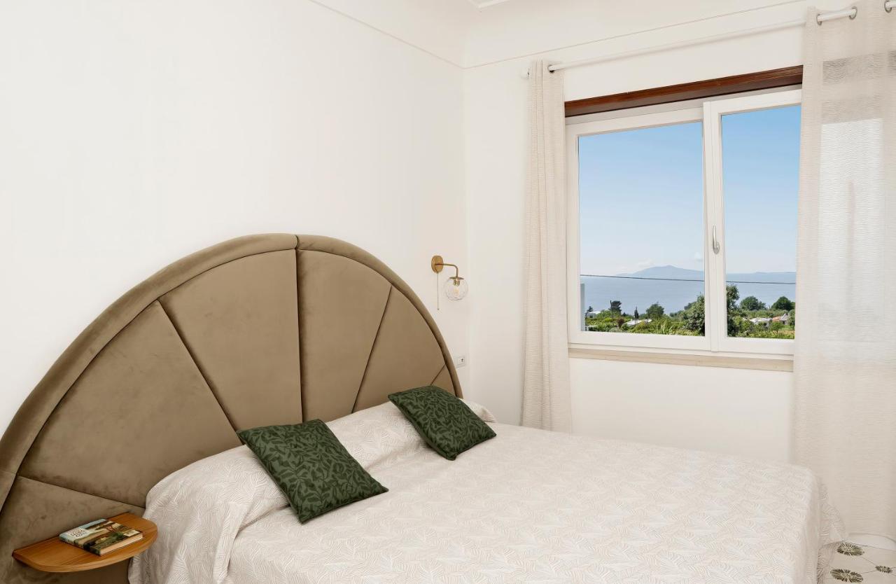 Doppel-/Zweibettzimmer mit Meerblick