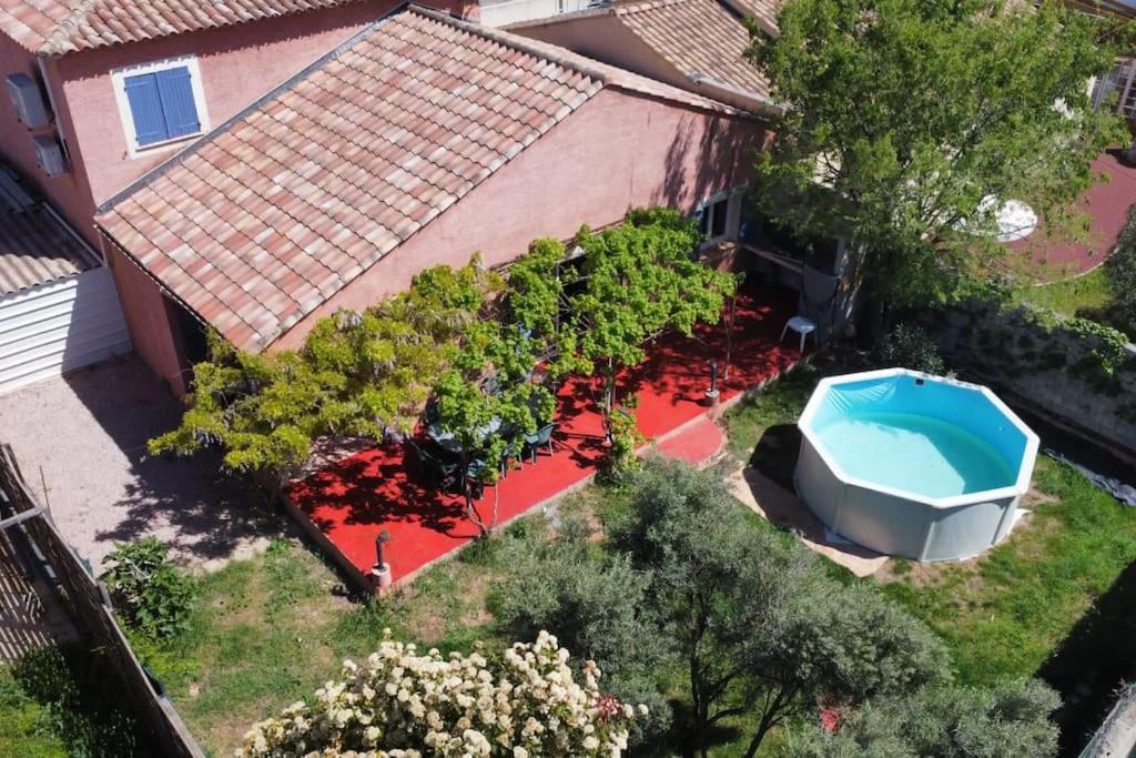 Les Glycines-Villa climatisée-Piscine-BBQ-Parking - B&B Clermont-l'Hérault