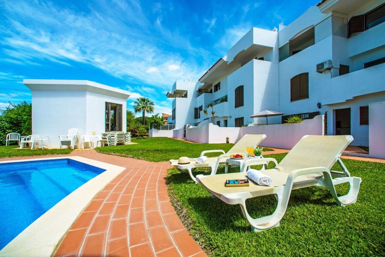 2 Bed Ground Floor Apartment In Vilamoura - B&B