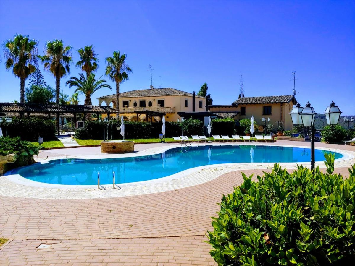 Tenuta Bellaprima CALTAGIRONE - Bed and Breakfast