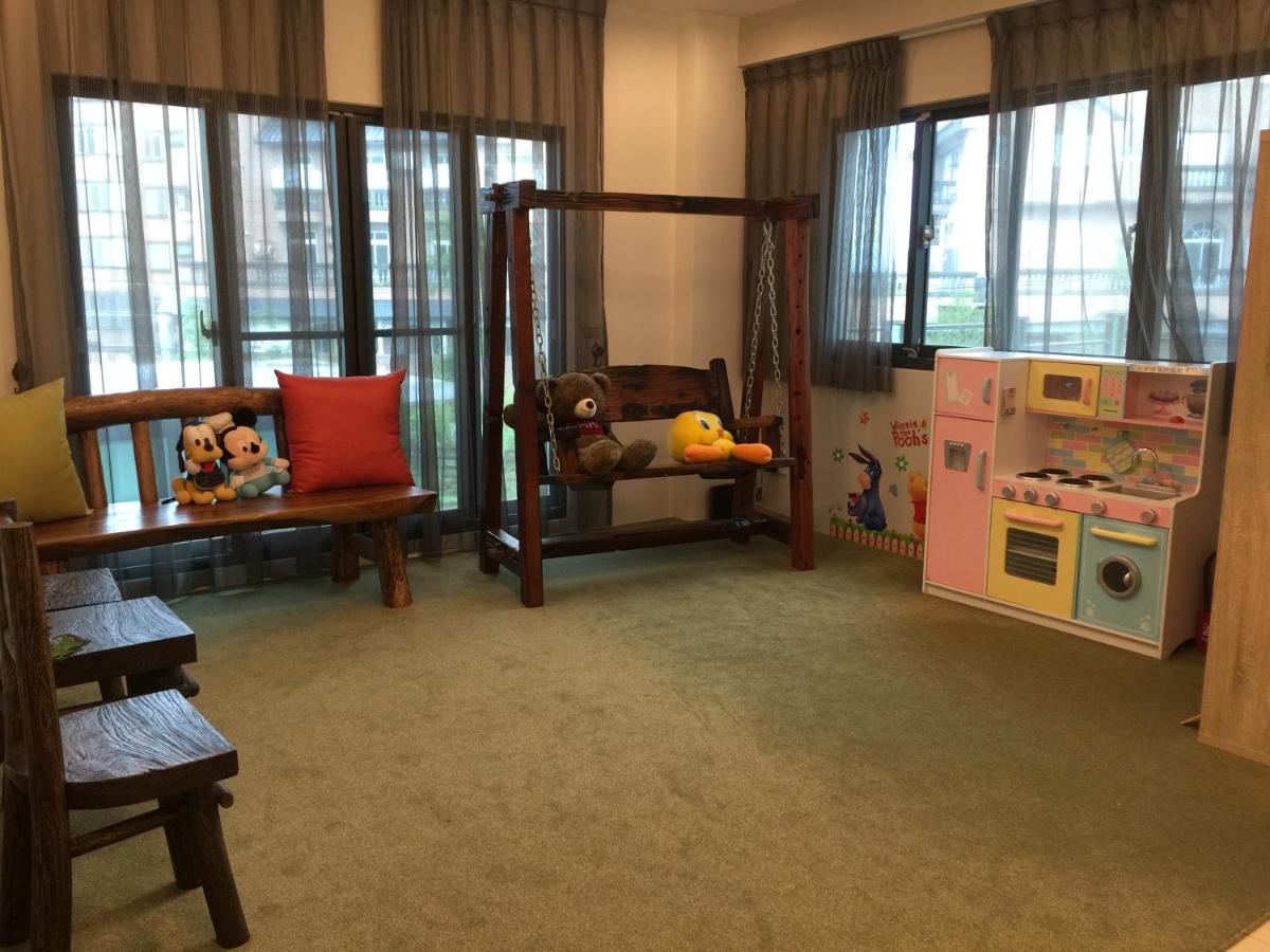 河沿悅舍電動麻將戲水池親子包棟民宿烤肉歡唱 - Bed and Breakfast