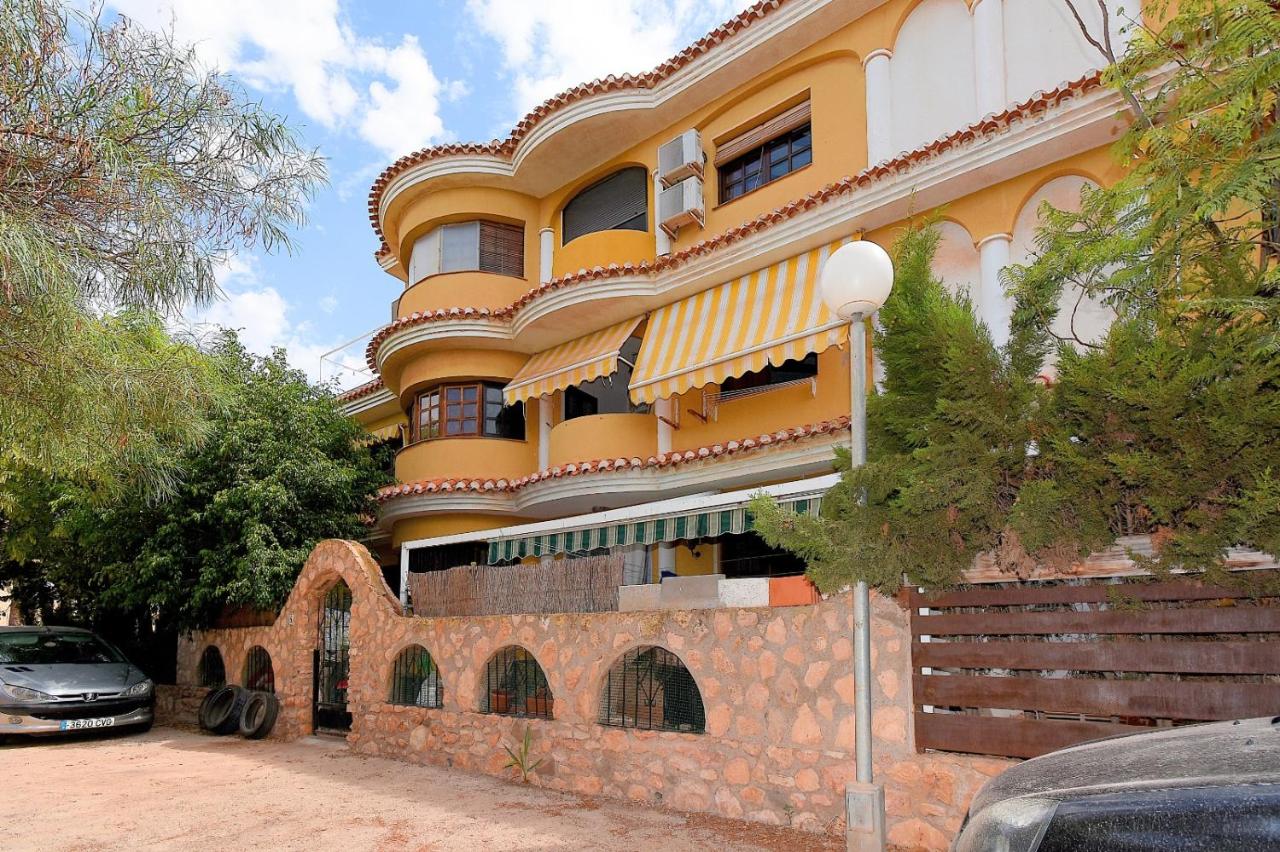 Familia Reunida Costa Cálida - B&B