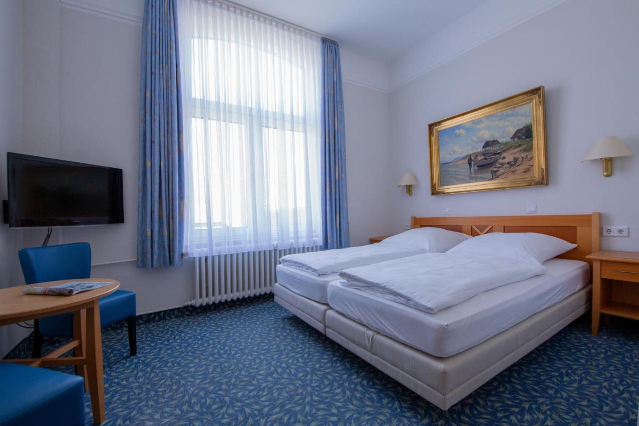 Doppelzimmer mit Gartenblick