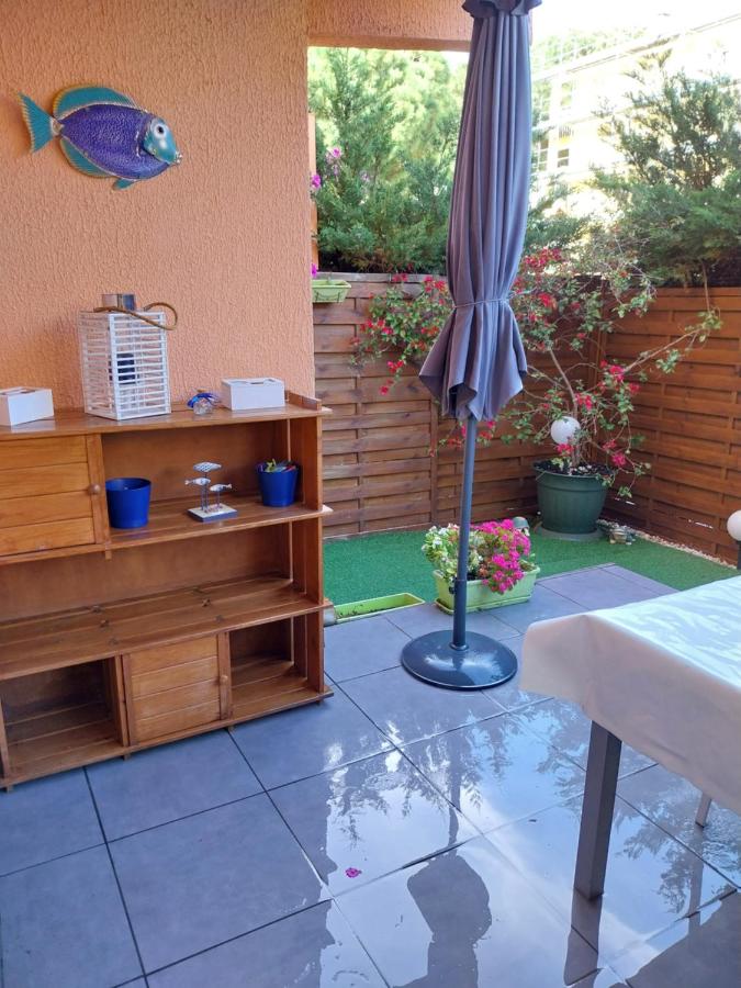T1 Lavandou La favière en rez de jardin bord de mer - Ferienwohnung
