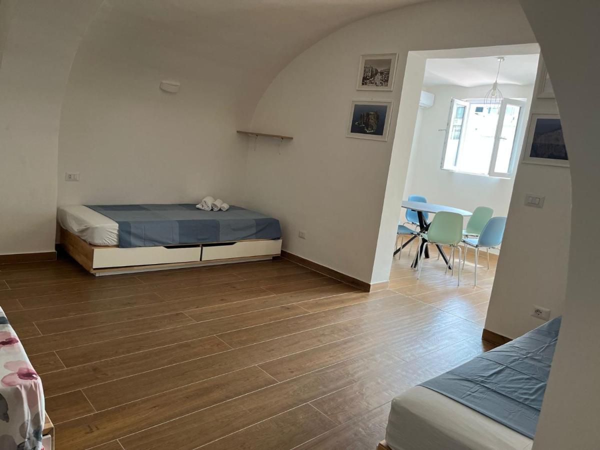 Characteristic Garibaldi - B&B Bari