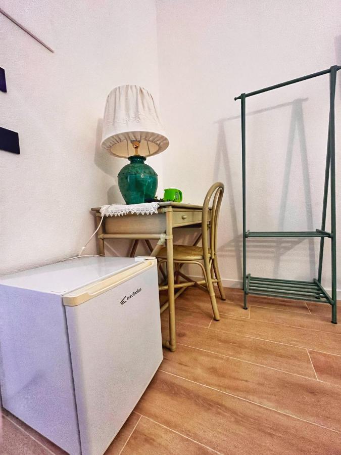 Camera Doppia con Letti Singoli con Bagno Privato