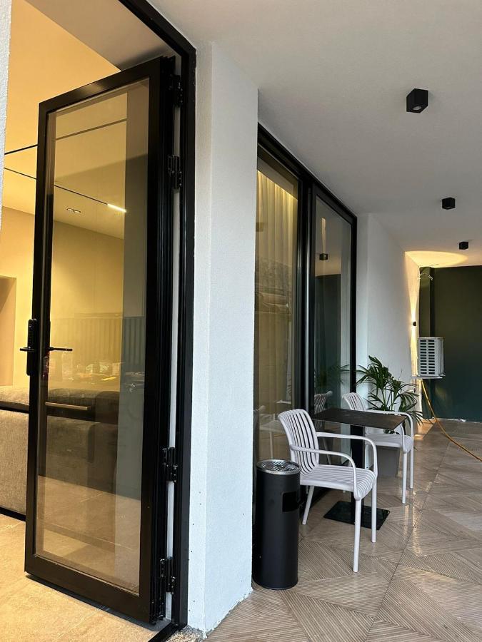 Voyage Apartment - B&B Himarë