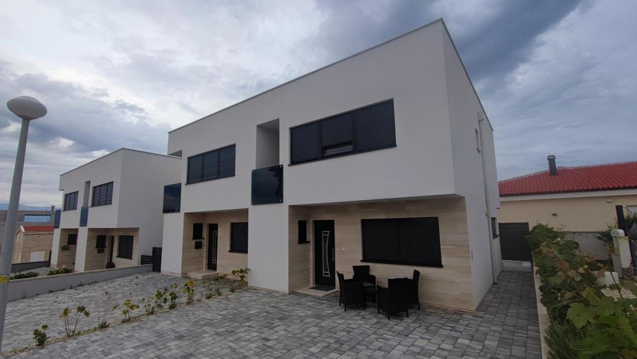 Villa MaMaMia - B&B Vir