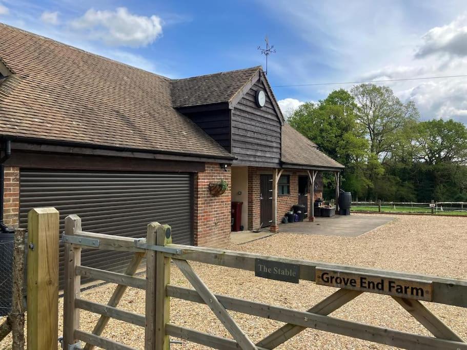 The Stable, Grove End Farm - Ferienwohnung