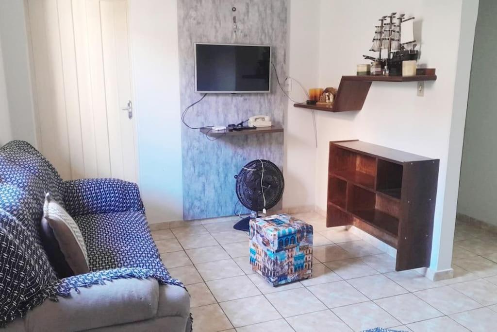 Casa ao lado do Parque do Bariri - Bed and Breakfast