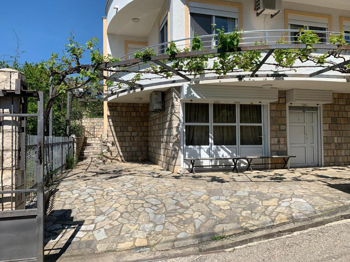 Villa Vega - Ferienwohnung Kruče